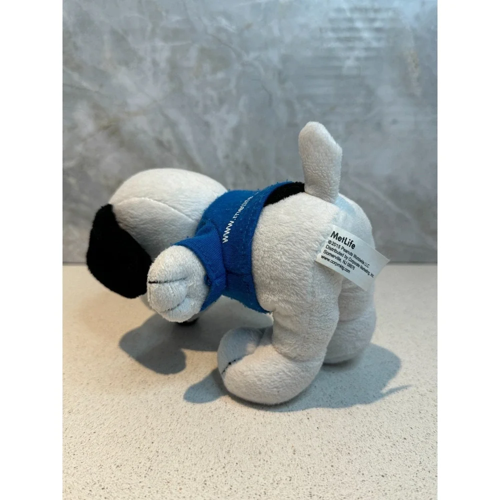 Snoopy MetLife Plush 2015 Center for‎ Special Needs Planning Peanuts Collectible